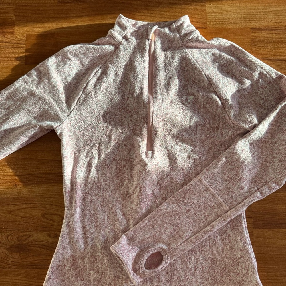 Gymshark pink “FLEUR TEXTURE 1/2 ZIP PULLOVER” workout jacket quarter zip💓